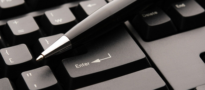 Computertastatur und Stift